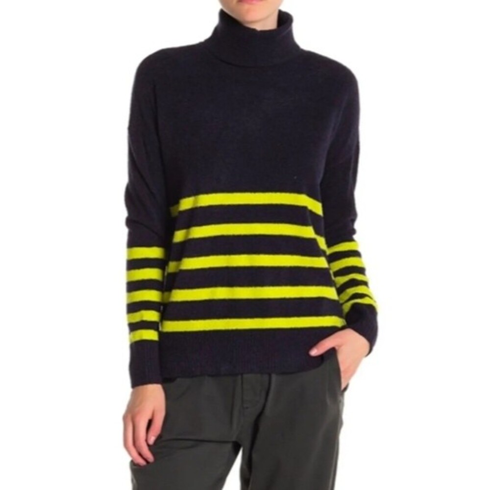 Vince Camuto Soft Striped Turtleneck Sweater Size S